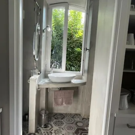 Dom wakacyjny Petit Paradis Au Bord Du Rhone Izieu