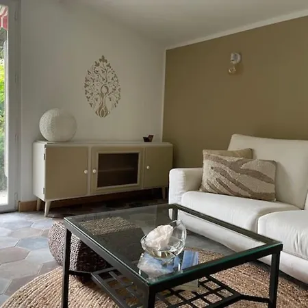 Dom wakacyjny Petit Paradis Au Bord Du Rhone Izieu